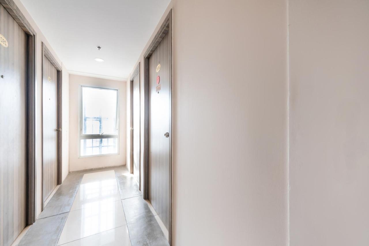 Oyo 474 Urbandeca Tower 316 - Nizami Condotel Mandaluyong Eksteriør billede