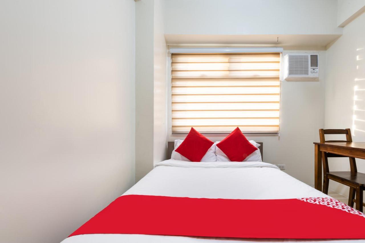 Oyo 474 Urbandeca Tower 316 - Nizami Condotel Mandaluyong Eksteriør billede