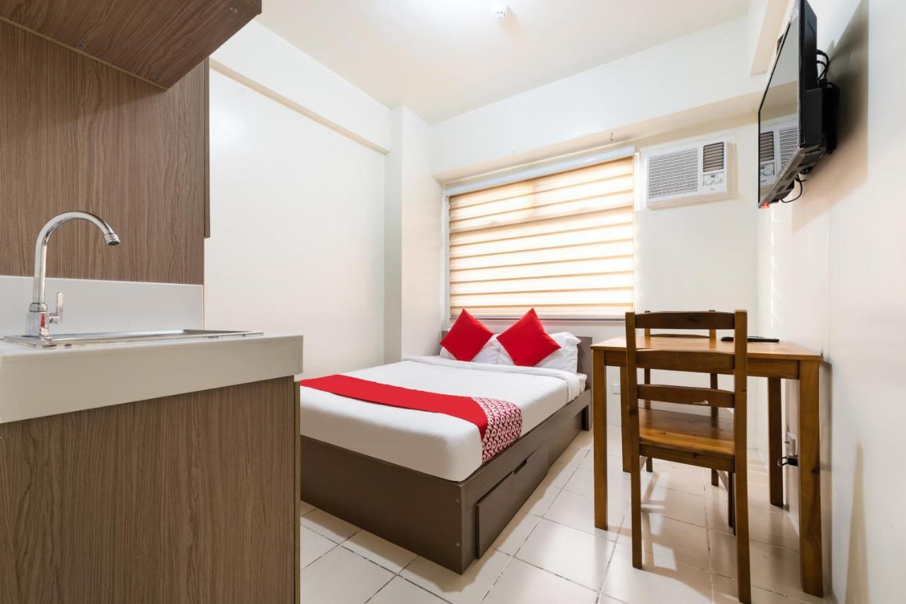 Oyo 474 Urbandeca Tower 316 - Nizami Condotel Mandaluyong Eksteriør billede