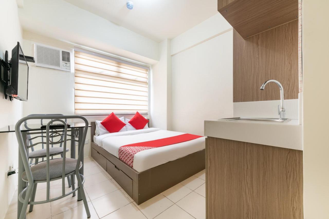 Oyo 474 Urbandeca Tower 316 - Nizami Condotel Mandaluyong Eksteriør billede